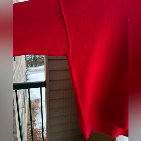 🆕♥️ CeCe Red Heart Graphic Knit Sweater Oversized Valentine Cozy Pullover Size L - Picture 8 of 15